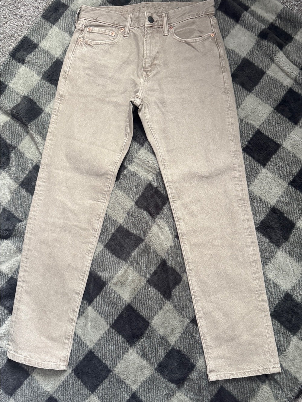 NWOT-American Eagle Slim Straight Light Taupe Jeans-30x32